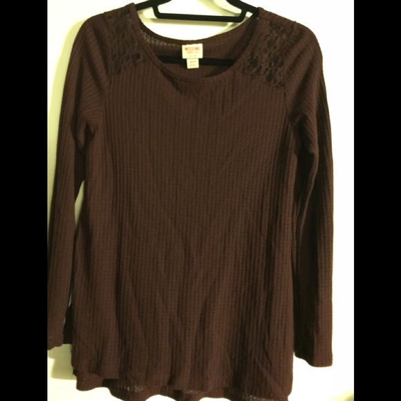 Mossimo Supply Co. Tops - Juniors Mossimo long sleeve shirt